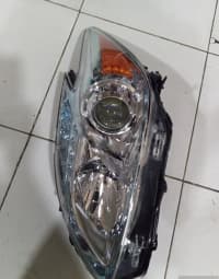 Ön fara Toyota Prius 30 — şəkil 2