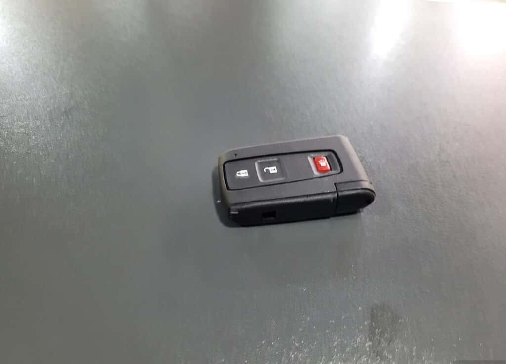 Key fob shell for Toyota Prius 2008 - Tenderyard