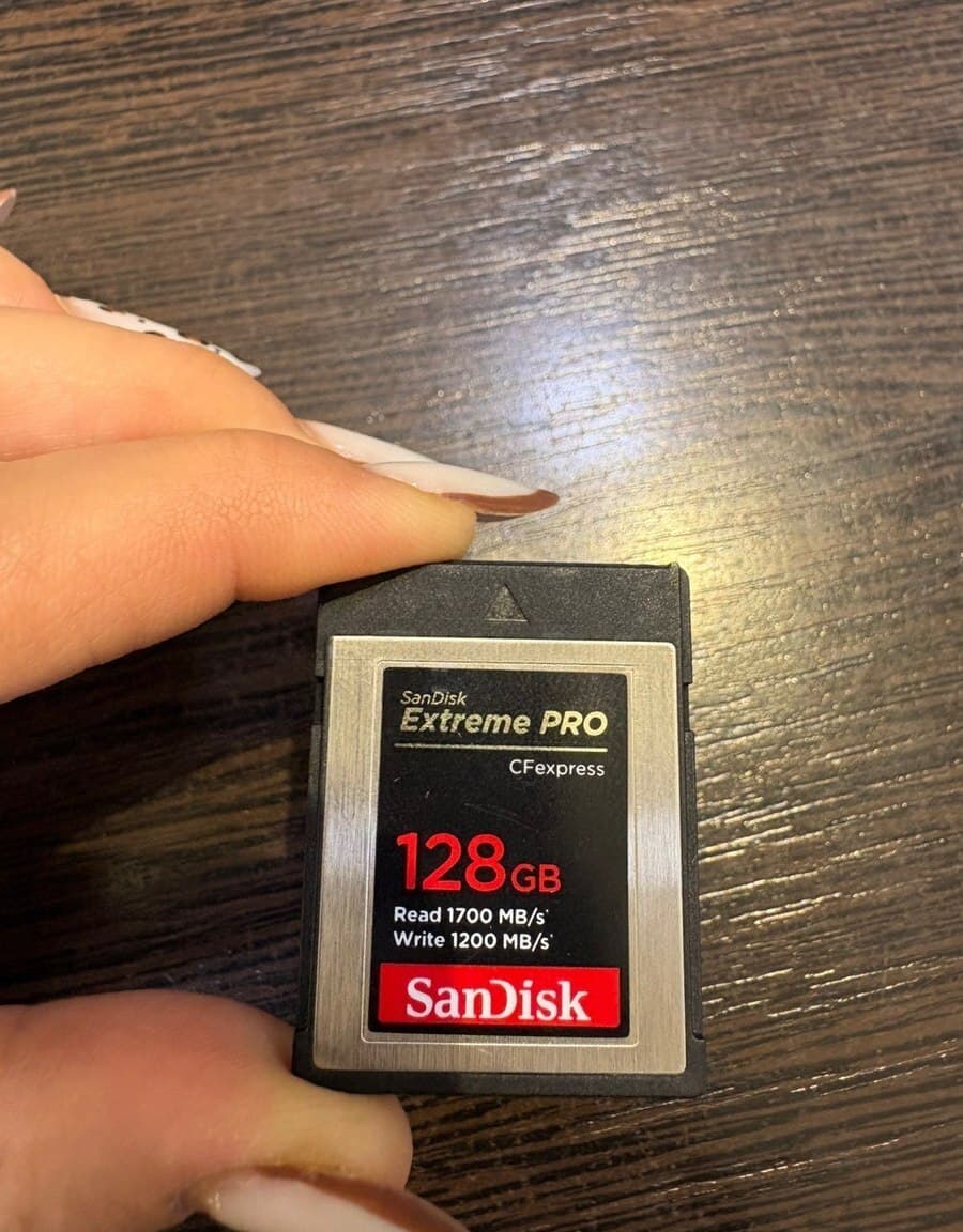 128 GB yaddaş kartı