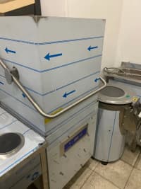 Öztiryakiler Sənaye Tipi Qabyuyan Maşın — şəkil 1