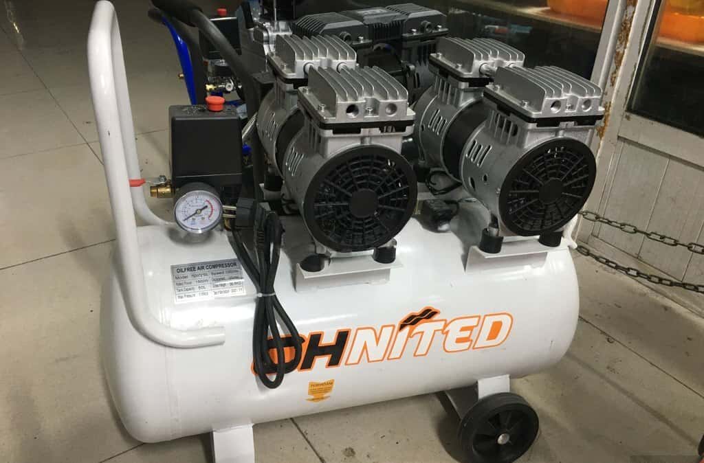 Industrial type 750W dual-motor silent compressor - Tenderyard