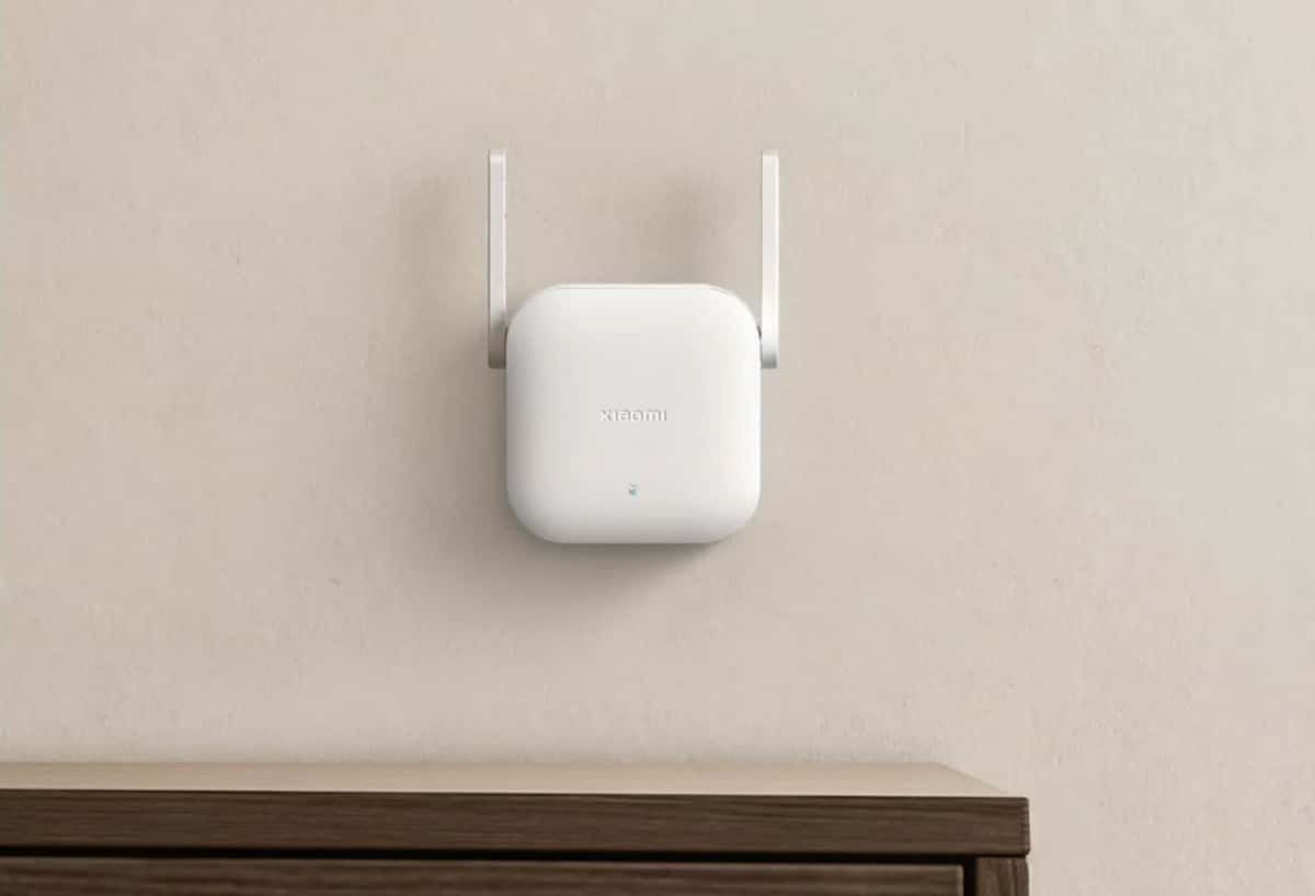 Desktop signal booster - Tenderyard