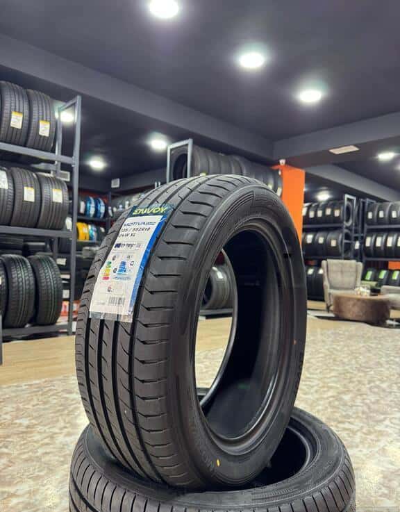 Envoy Motiva 235/55 R18 104W XL All-Season Tire - Tenderyard