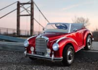 Uşaq avtomobili Mercedes-Benz Retro 300C — şəkil 1