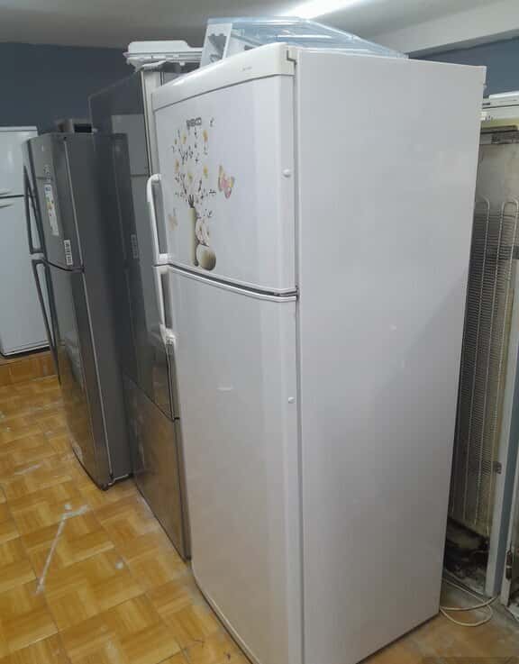 Indesit refrigerator - Tenderyard
