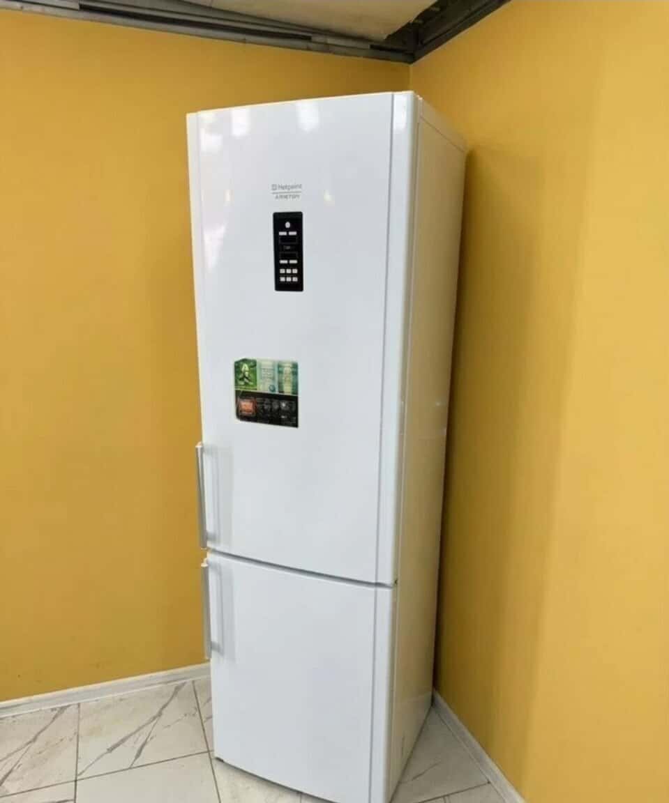 Hotpoint-Ariston refrigerator - Tenderyard