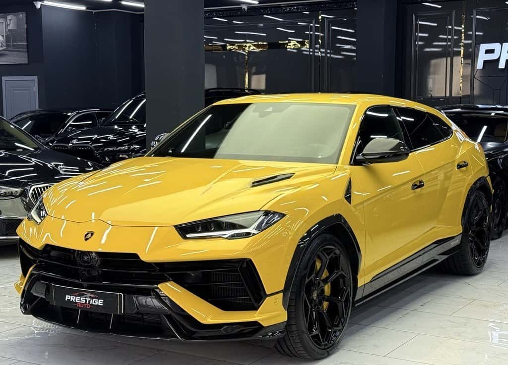 Lamborghini Urus, 2023 year, 9000 km, 4000 L - Tenderyard