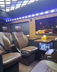 Mikroavtobus Mercedes Sprinter VIP icarəsi, 2018 — şəkil 10