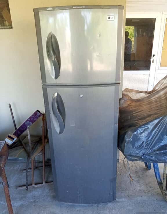 Indesit refrigerator - Tenderyard