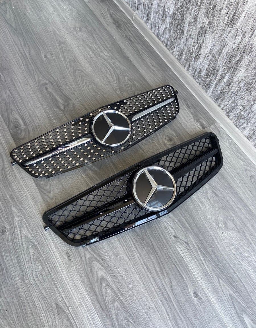 Radiator barmaqlığı Mercedes W204 C250