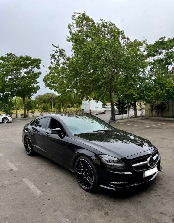Mercedes CLS 500, 2013 il, 175000 km, 4700 L