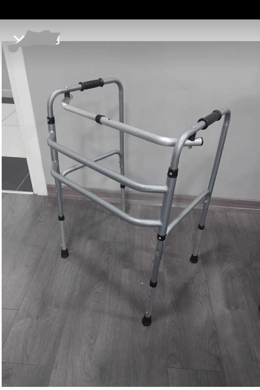 Xəstə üçün yeriməyə köməkçi rollator (xadunok)