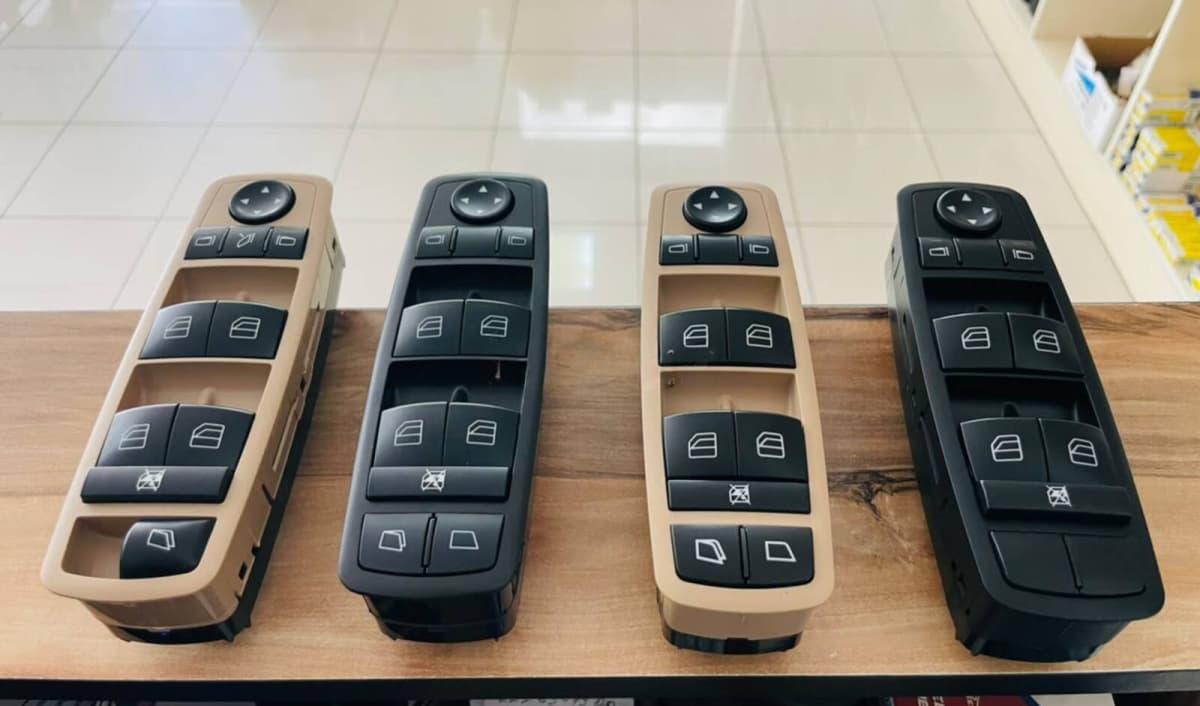 Şüşəqaldıran düymə bloku Mercedes ML, GL, R-Class