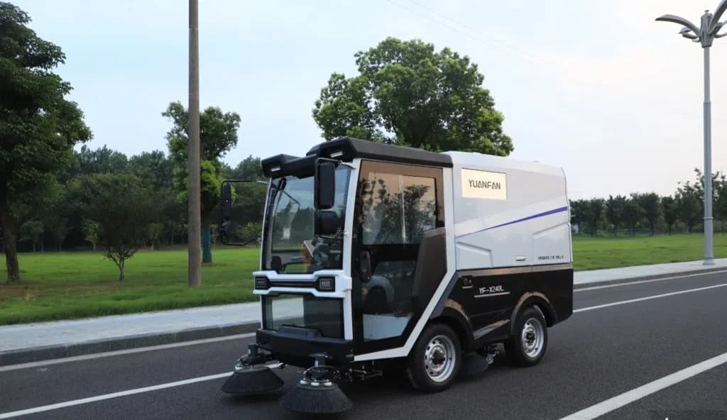 Yol süpürmə avadanlığı Yuanfan YF-X240L, 2025