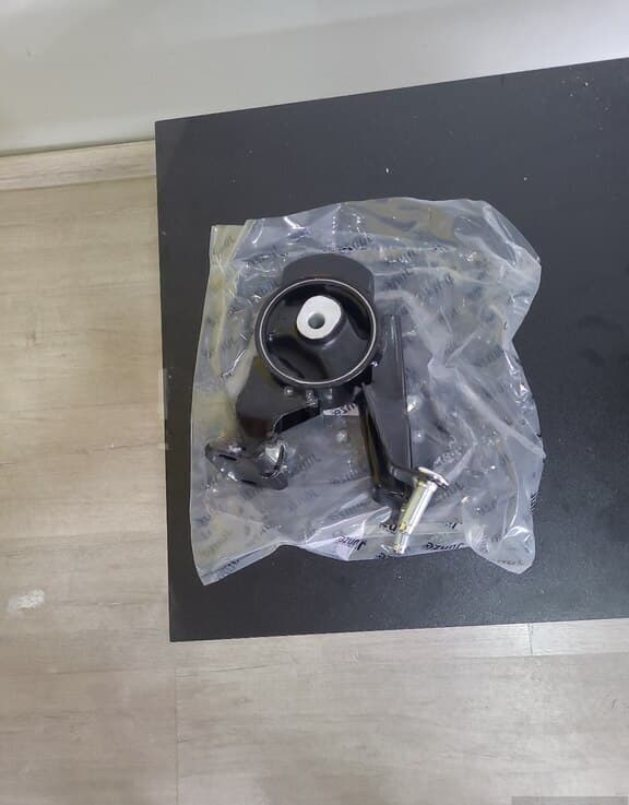 Mühərrik altı yastıq Toyota Prius 2010-2015