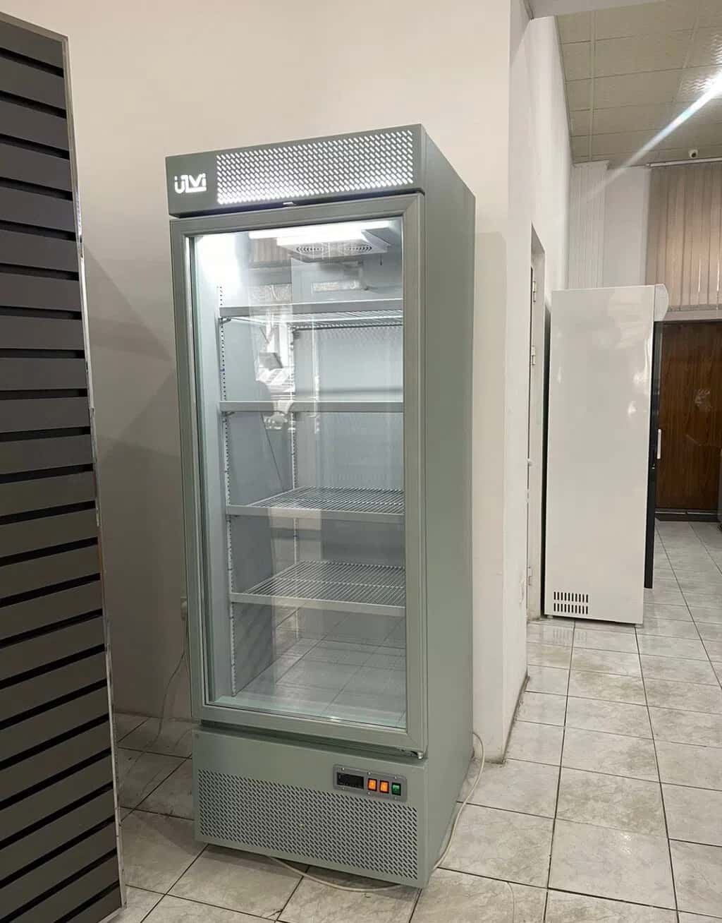 Refrigerated display case for dairy products 70x75x200 cm - Tenderyard