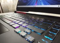 Notbuk Asus ROG Strix G — şəkil 6