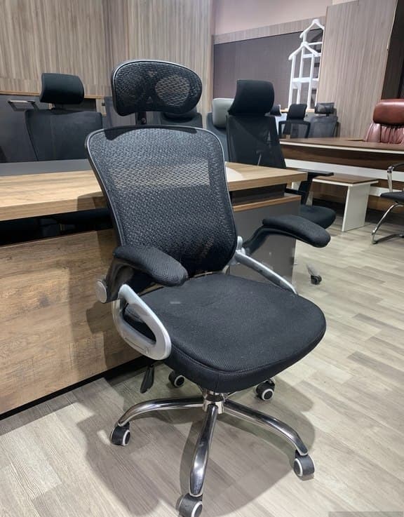 Qara rəng, Ofis üçün kreslo