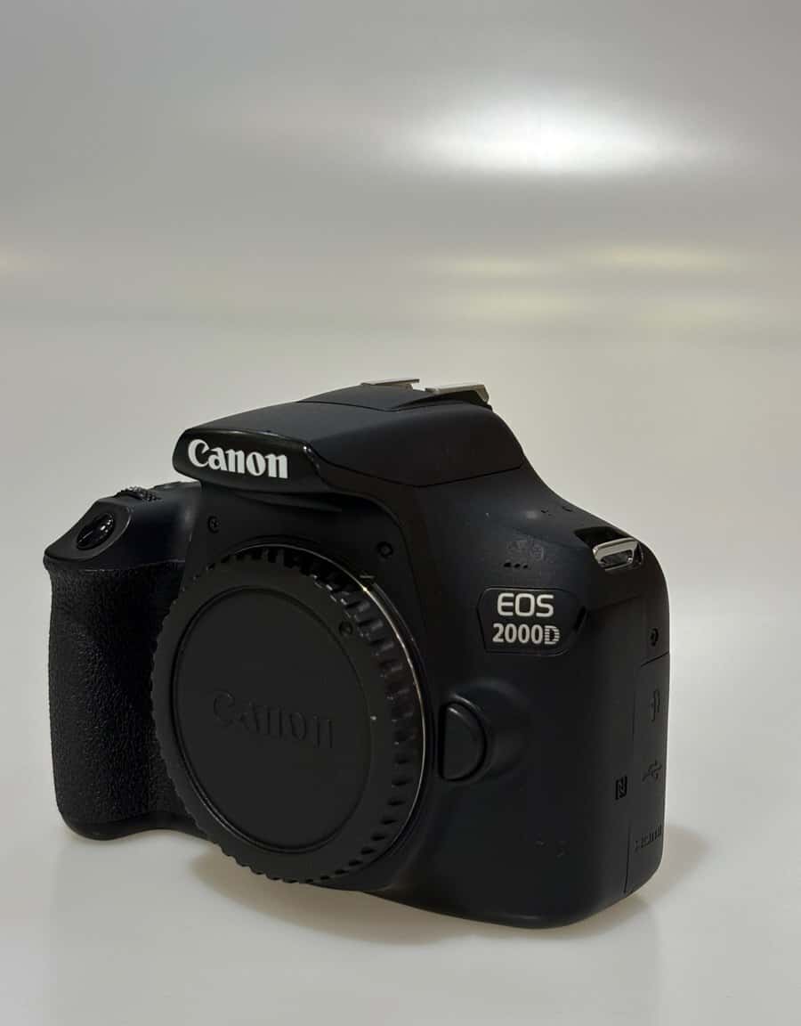Фотоаппарат Canon EOS 200D Body - Tenderyard