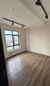 4 otaqlı mənzil 94 m² satılır — şəkil 17