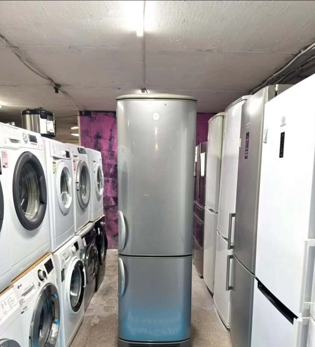 Hotpoint refrigerator - Tenderyard