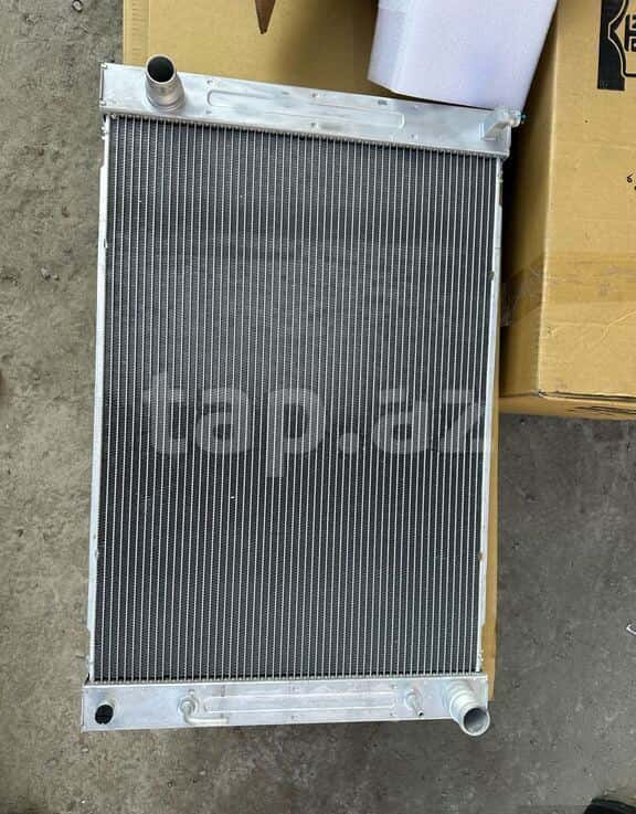 Radiator Infiniti G35 - Tenderyard