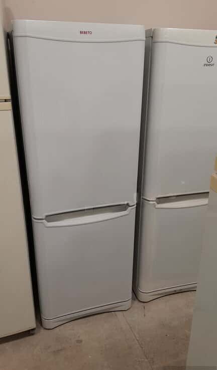 Indesit refrigerator - Tenderyard