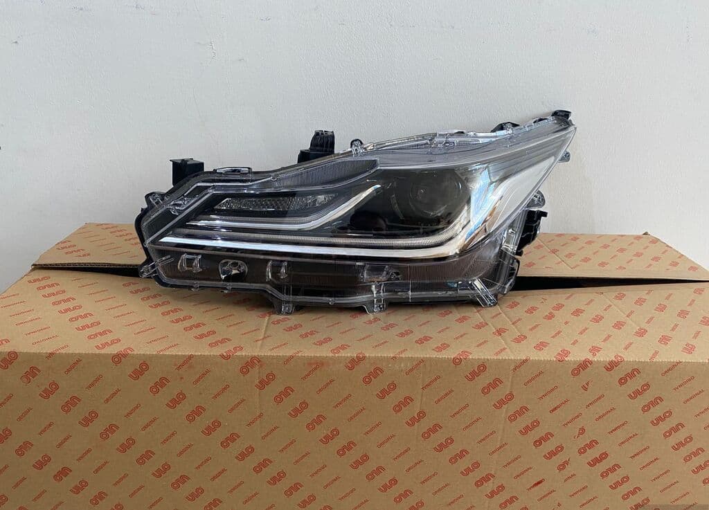 Fara və stop Toyota Corolla