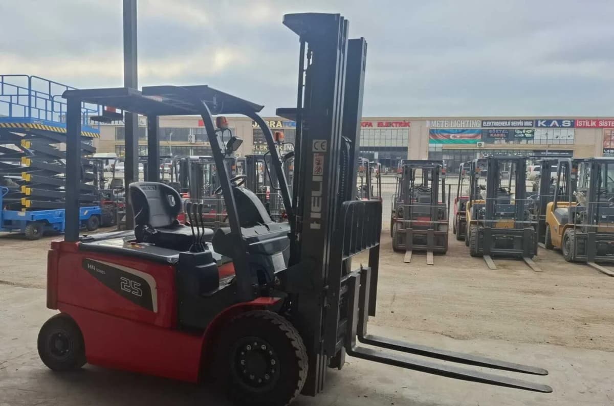 Elektrikli forklift HELI CPD25 AA5H4-M 2.5 ton, 2023