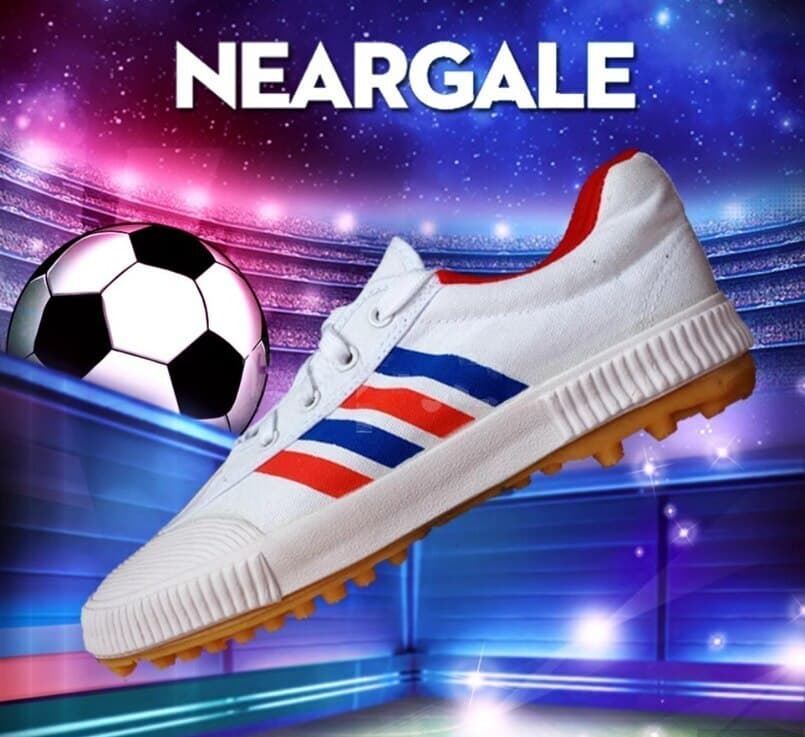 Neargale İdman və Futbol Ayaqqabısı