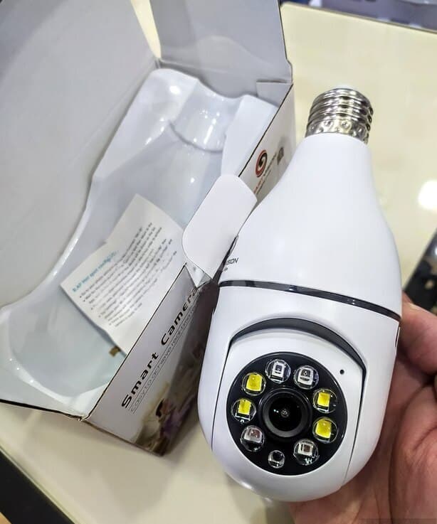 Lampa formalı WiFi IP müşahidə kamerası