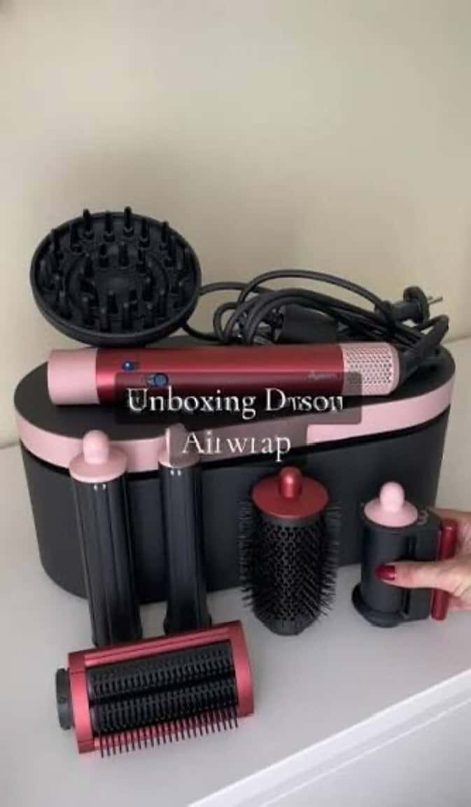 Dyson hair dryer - Tenderyard