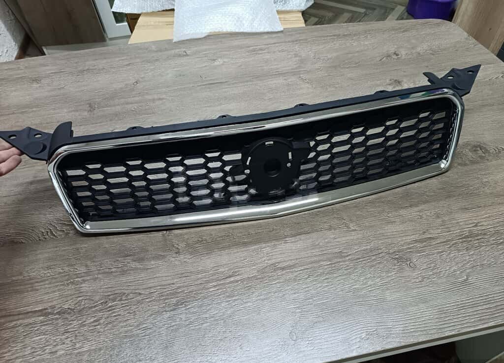 Radiator barmaqlığı Ravon R3 - Tenderyard