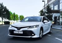 Avtomobil icarəsi Toyota Camry 2020 — şəkil 1