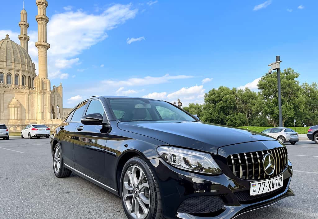 Mercedes C 300, 2018 year, 81 km, 2000 L - Tenderyard