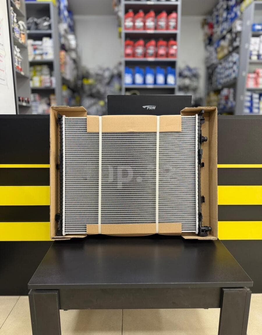 Köməkçi radiator BMW X5 G05, X6 G06, X7 G07