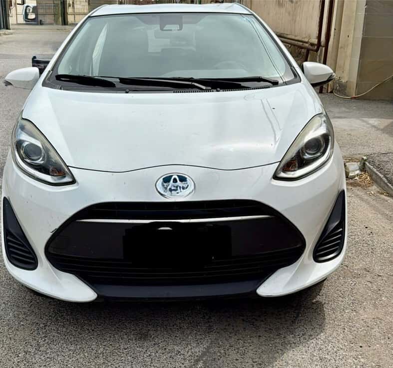 Toyota Aqua, 2018 г., 221000 км, 1500 л - Tenderyard