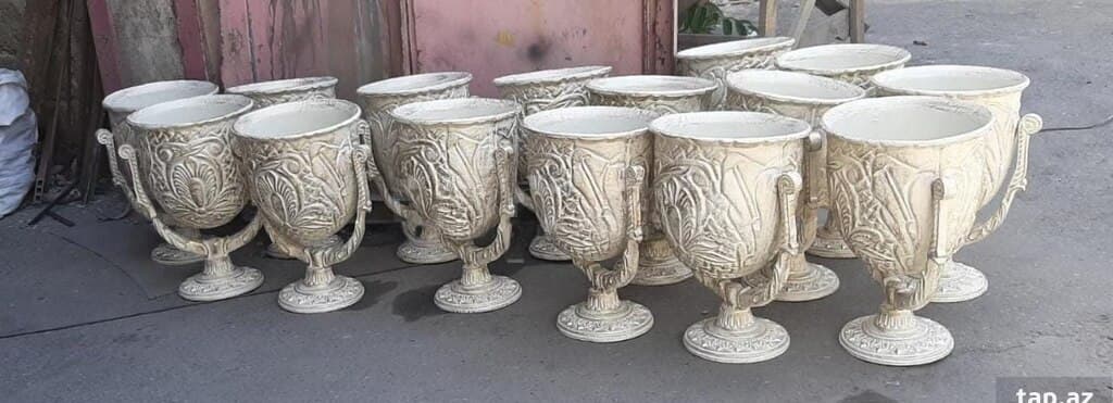 Zibil qabı təkərli və plastik