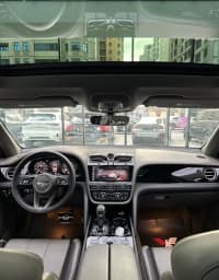 Bentley Bentayga, 2022 il, 20000 km, 4000 L — şəkil 10