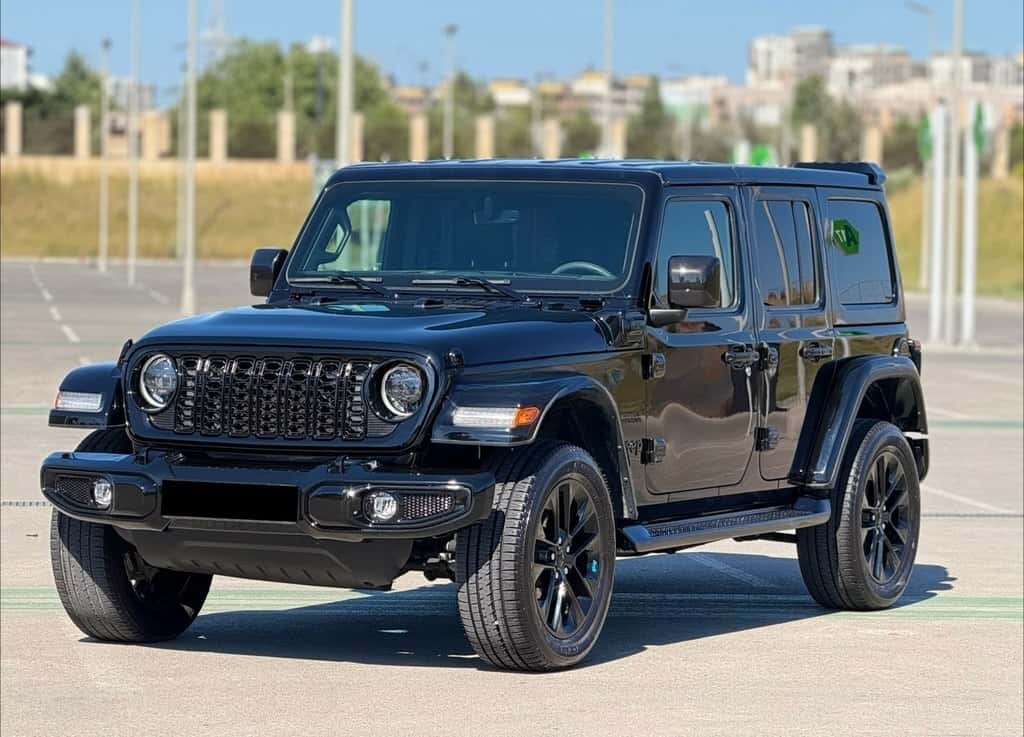 Jeep Wrangler, 2023 year, 28000 km, 2000 L - Tenderyard