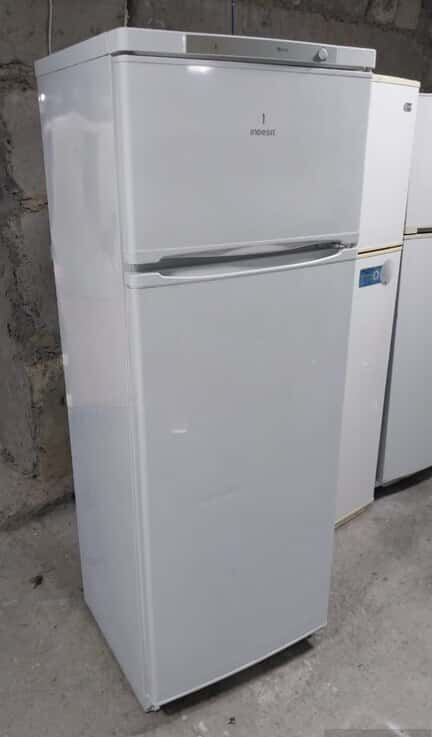 Indesit refrigerator - Tenderyard