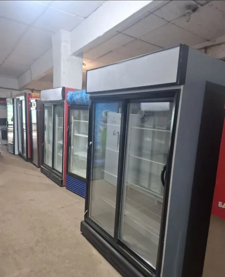 Soyuducu vitrin iki qapılı 600