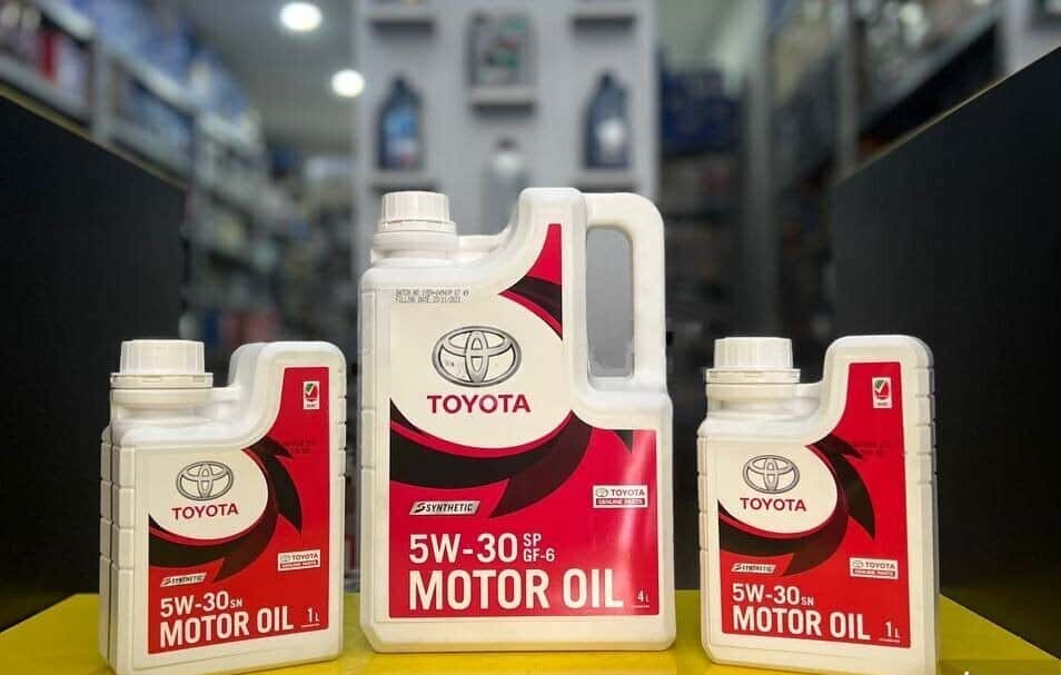 Mühərrik yağı Toyota 5W30 4L - Tenderyard