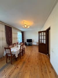 6 otaqlı həyət evi 200 m² satılır — şəkil 1