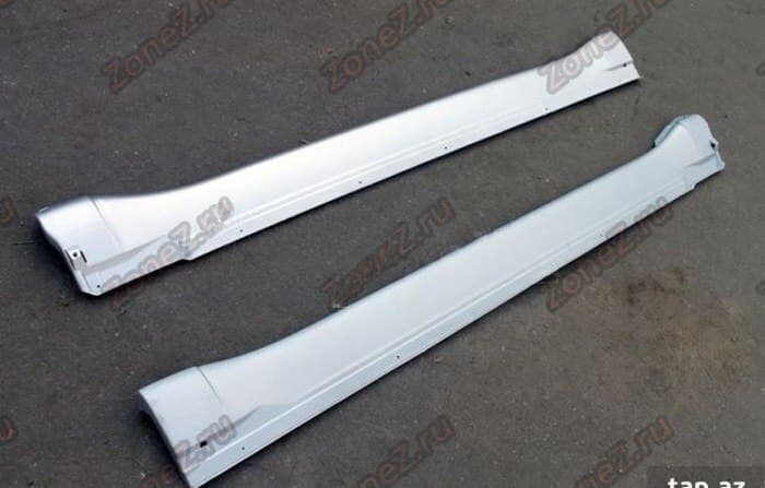 Ayaqaltı spoyleri Mitsubishi Pajero