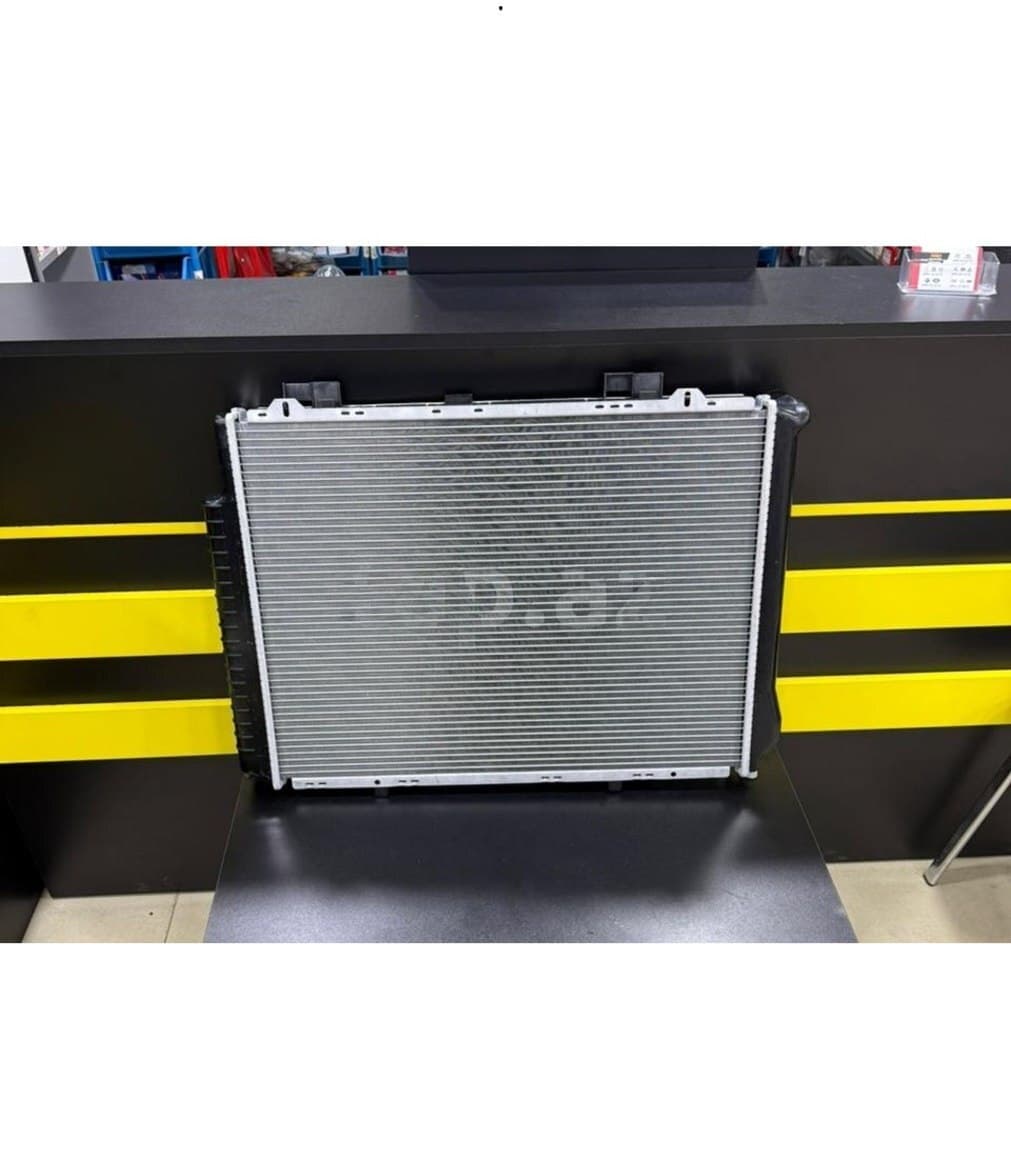 Su radiatoru Mercedes-Benz W210 M112