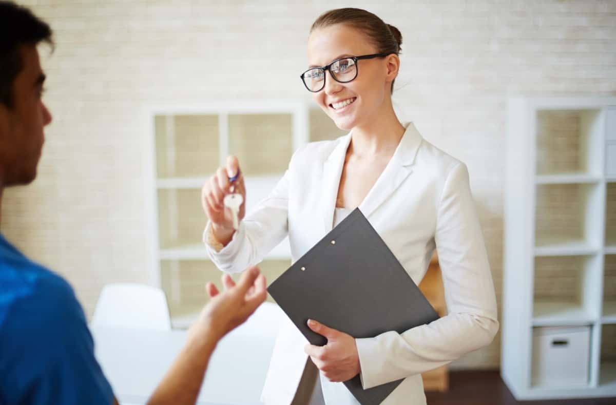 Real estate agent vacancy - Tenderyard