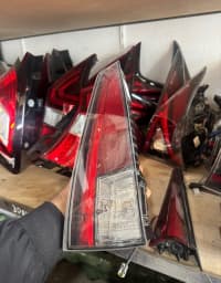 Stop işığı Toyota Prius 50/51 — şəkil 2