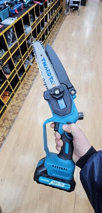 Makota 26V Brushless Cordless Wood Cutter - Tenderyard