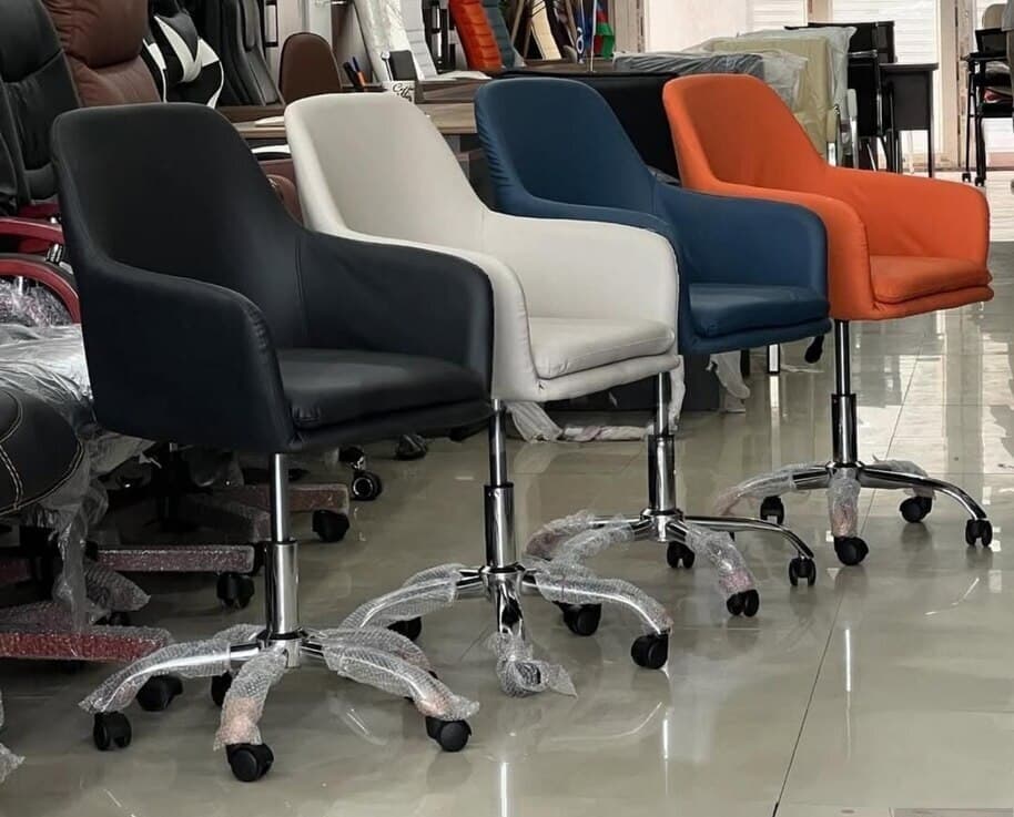 Qarışıq rəng, Ofis üçün kreslo